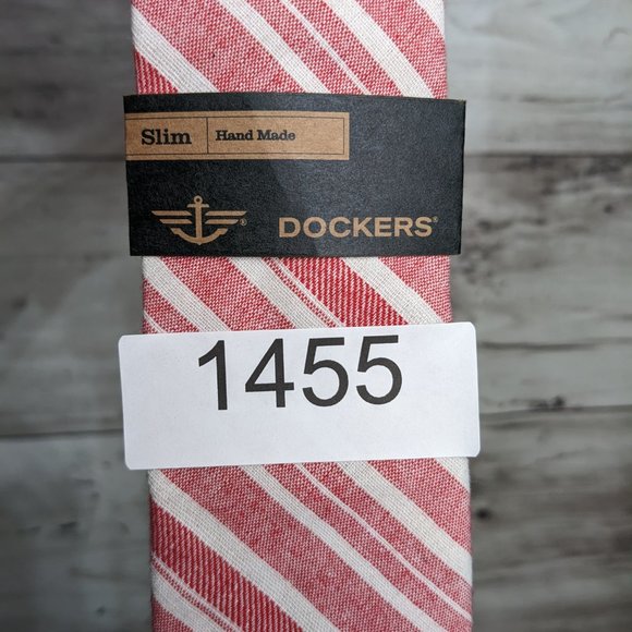 Dockers* Levi Strauss Slim Hand Made 100% Cotton‎ Red and White Striped Tie~ NWT - Picture 4 of 6